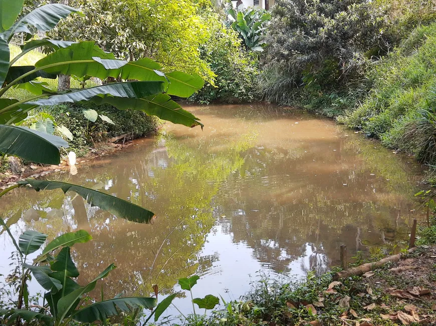 Foto 1 de Fazenda/Sítio com 2 Quartos à venda, 3400m² em Mombaca, Itapecerica da Serra