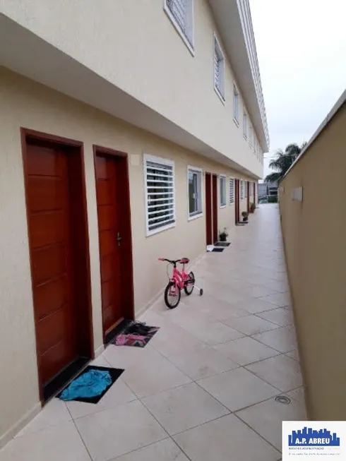 Foto 1 de Casa de Condomínio com 2 Quartos à venda, 45m² em Vila Ré, São Paulo