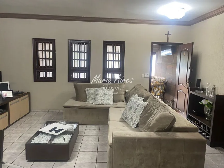 Foto 1 de Casa com 3 Quartos à venda, 136m² em Jardim Hikare, São Carlos