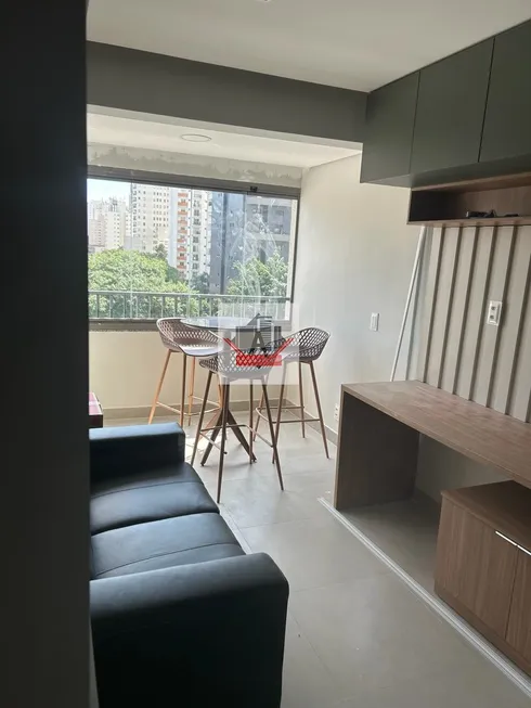 Foto 1 de Apartamento com 1 Quarto para alugar, 30m² em Moema, São Paulo