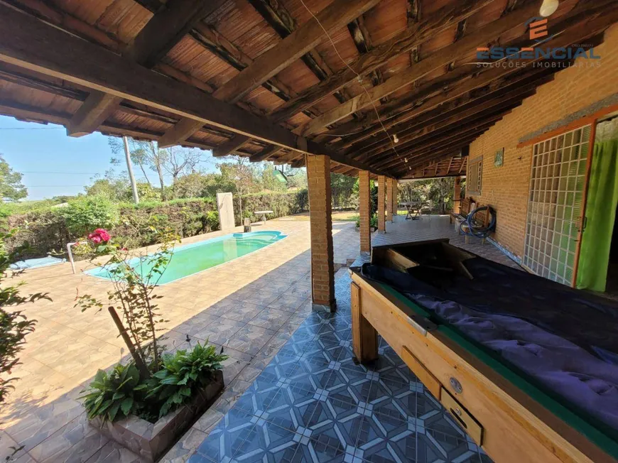 Foto 1 de Fazenda/Sítio com 2 Quartos à venda, 200m² em Chacara Capao Bonito, Botucatu