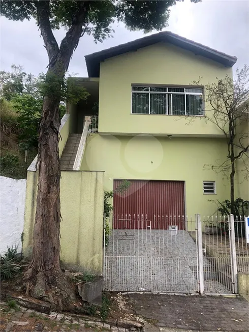 Foto 1 de Casa com 3 Quartos à venda, 232m² em Horto Florestal, São Paulo