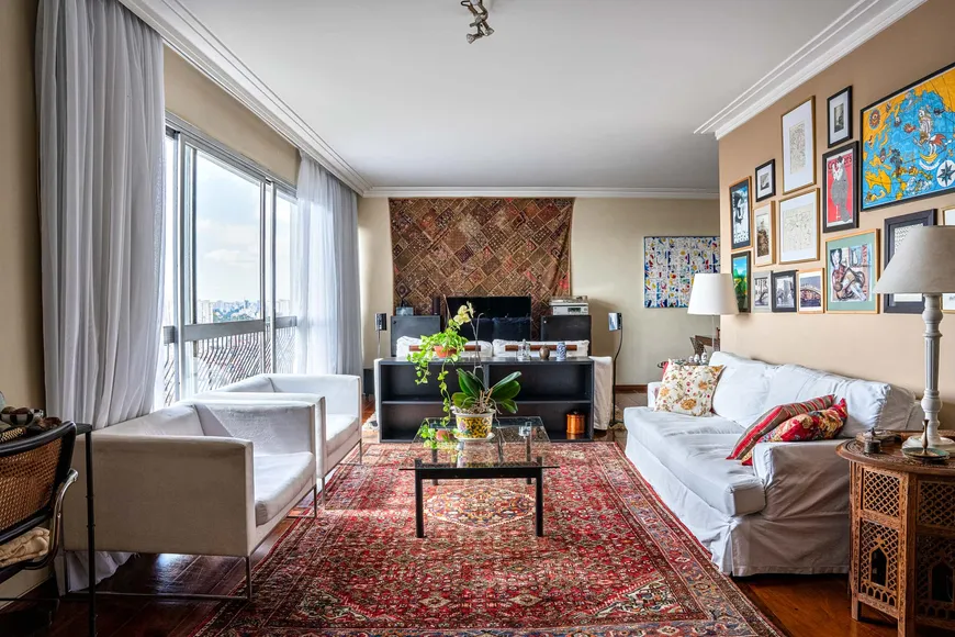 Foto 1 de Apartamento com 4 Quartos à venda, 174m² em Morumbi, São Paulo