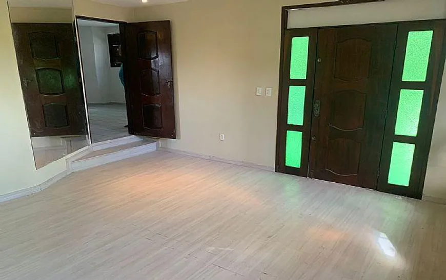 Foto 1 de Casa com 3 Quartos à venda, 90m² em Itapuã, Salvador