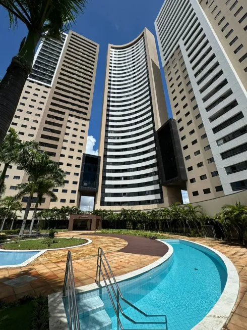 Foto 1 de Apartamento com 3 Quartos à venda, 98m² em Candelária, Natal