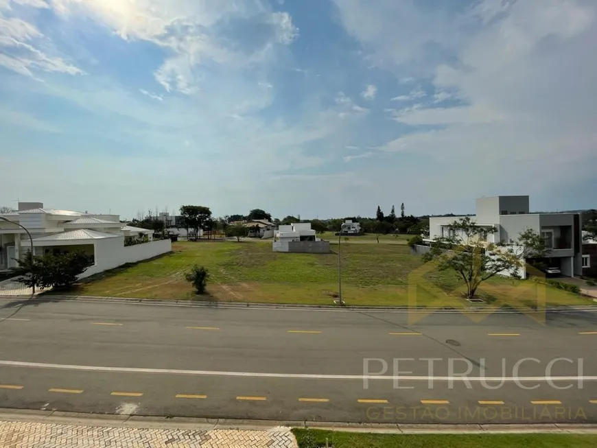 Foto 1 de Lote/Terreno à venda, 644m² em , Holambra