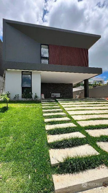 Foto 1 de Casa de Condomínio com 4 Quartos à venda, 383m² em Mirante, Campina Grande