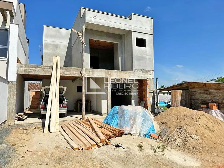 Foto 1 de Sobrado com 3 Quartos à venda, 148m² em Das Nacoes, Timbó