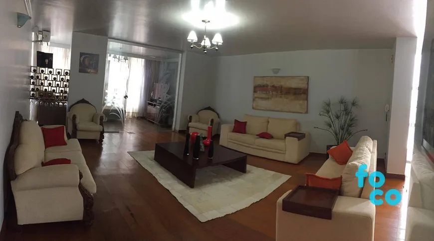 Foto 1 de Apartamento com 3 Quartos à venda, 240m² em Centro, Uberlândia