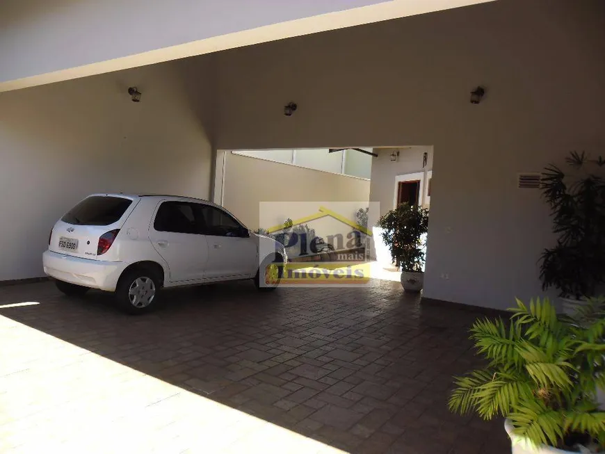 Foto 1 de Casa com 3 Quartos à venda, 297m² em Jardim Macarenko, Sumaré