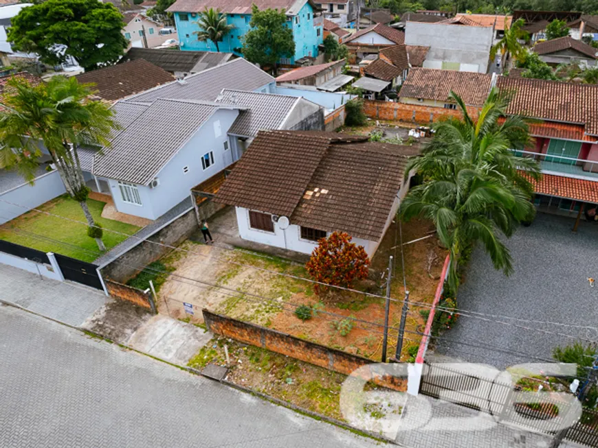 Foto 1 de Casa com 2 Quartos à venda, 110m² em Aventureiro, Joinville