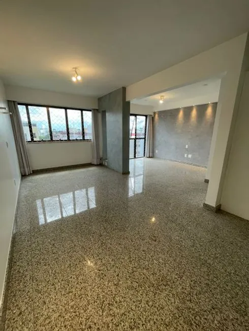 Foto 1 de Apartamento com 3 Quartos à venda, 210m² em Setor Sudoeste, Brasília