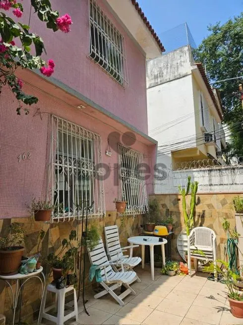 Foto 1 de Casa com 2 Quartos à venda, 100m² em Tijuca, Rio de Janeiro