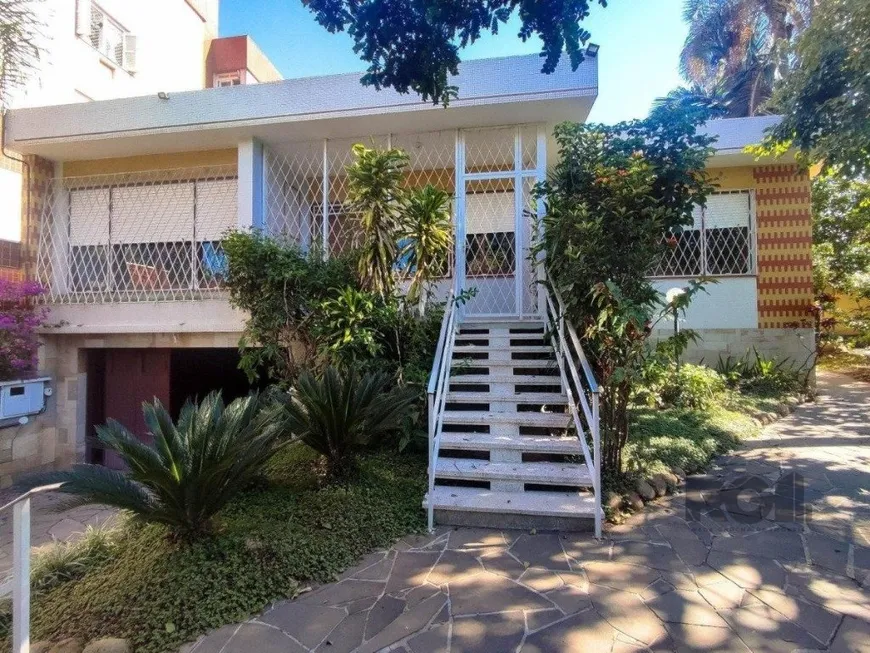 Foto 1 de Casa com 4 Quartos à venda, 291m² em Vila Ipiranga, Porto Alegre