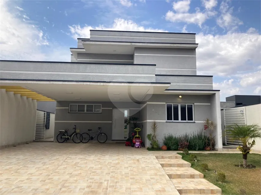 Foto 1 de Casa de Condomínio com 4 Quartos para venda ou aluguel, 257m² em Piracangagua, Taubaté