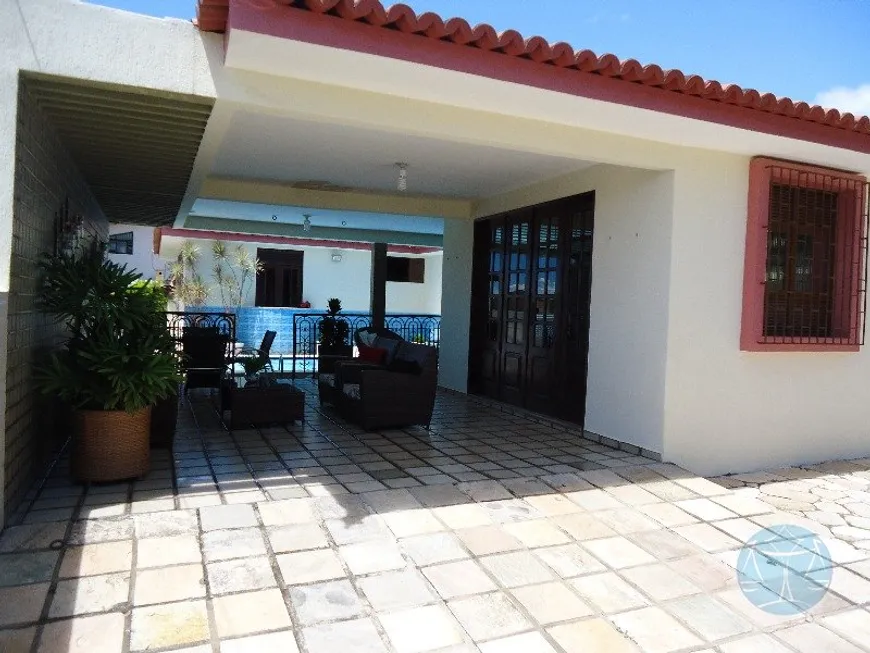 Foto 1 de Casa com 3 Quartos à venda, 300m² em Cidade Jardim, Natal