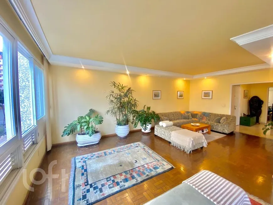 Foto 1 de Apartamento com 4 Quartos à venda, 233m² em Jardim América, São Paulo