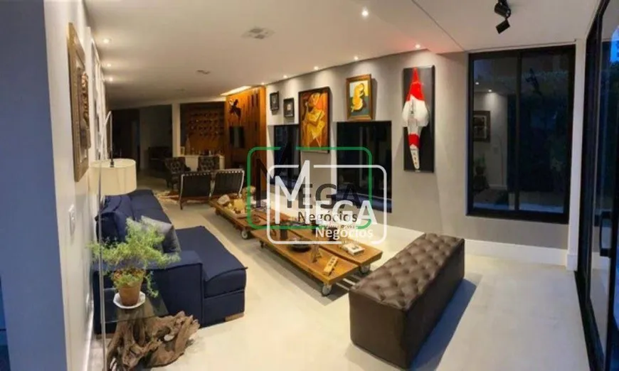 Foto 1 de Casa de Condomínio com 4 Quartos à venda, 322m² em Alphaville, Santana de Parnaíba