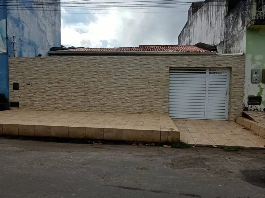 Foto 1 de Casa com 3 Quartos à venda, 200m² em José Conrado de Araújo, Aracaju