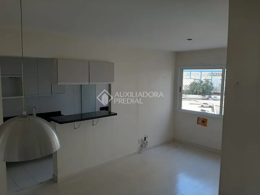 Foto 1 de Apartamento com 3 Quartos à venda, 67m² em Santo Antônio, Porto Alegre