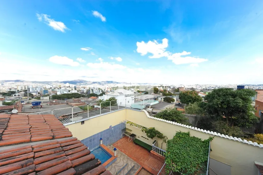 Foto 1 de Imóvel Comercial com 5 Quartos para alugar, 300m² em Penha, Belo Horizonte