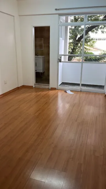 Foto 1 de Sala Comercial para alugar, 25m² em Santo Antônio, Belo Horizonte