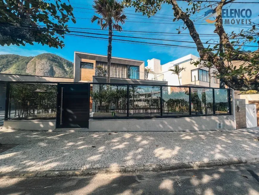 Foto 1 de Casa com 4 Quartos à venda, 400m² em Itacoatiara, Niterói