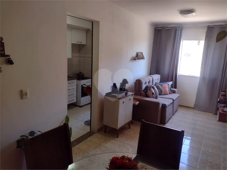 Foto 1 de Apartamento com 3 Quartos à venda, 58m² em Parque Viaduto, Bauru
