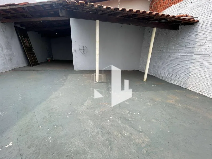Foto 1 de Casa com 2 Quartos à venda, 90m² em Jardim Orlando Chesini Ometto, Jaú
