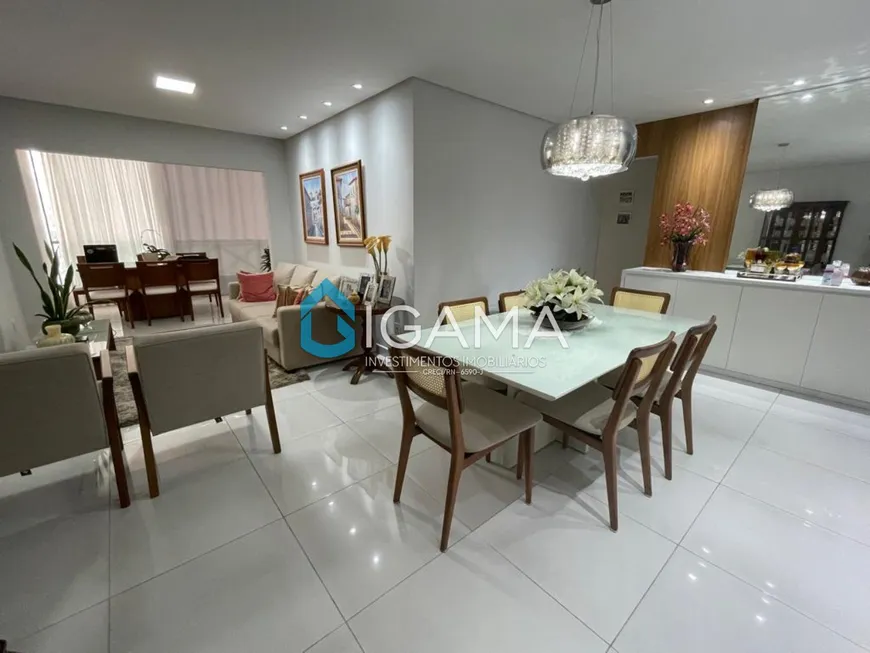 Foto 1 de Apartamento com 3 Quartos à venda, 123m² em Candelária, Natal