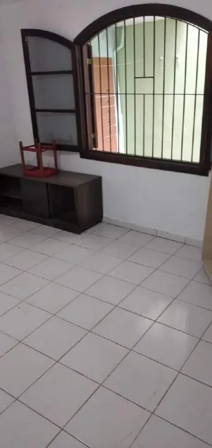 Foto 1 de Casa com 1 Quarto para alugar, 35m² em Vila Santa Delfina, São Paulo