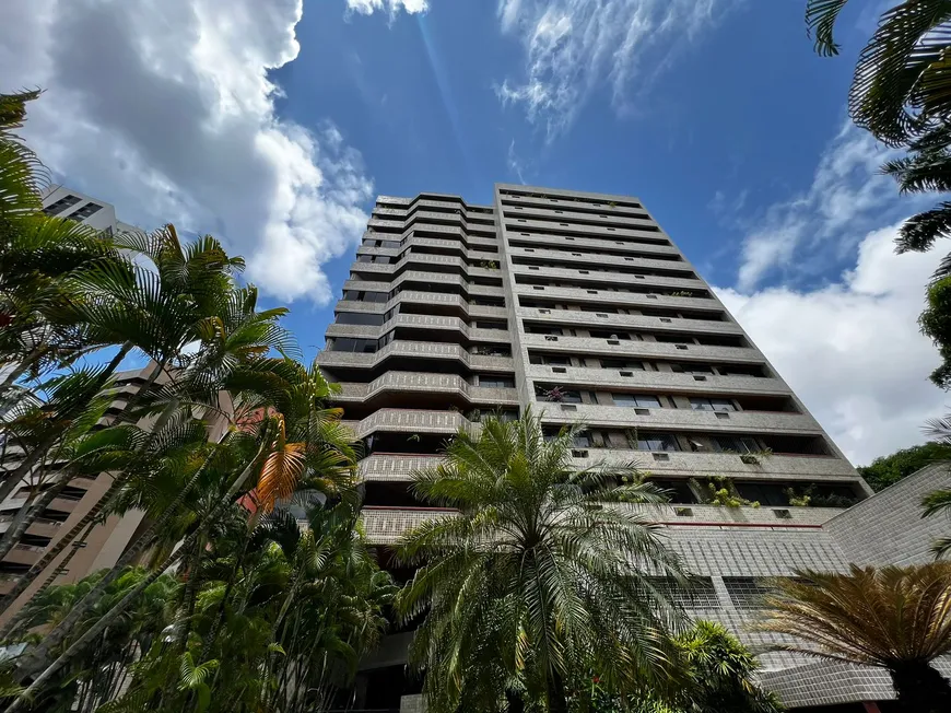 Foto 1 de Apartamento com 4 Quartos à venda, 280m² em Rosarinho, Recife