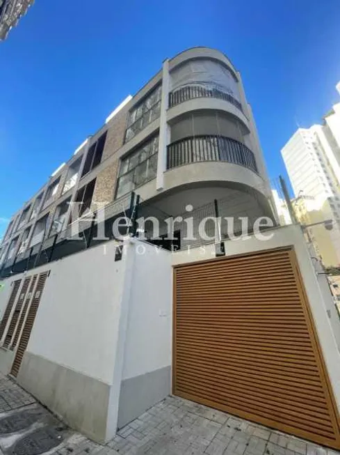 Foto 1 de Casa de Condomínio com 2 Quartos à venda, 112m² em Flamengo, Rio de Janeiro