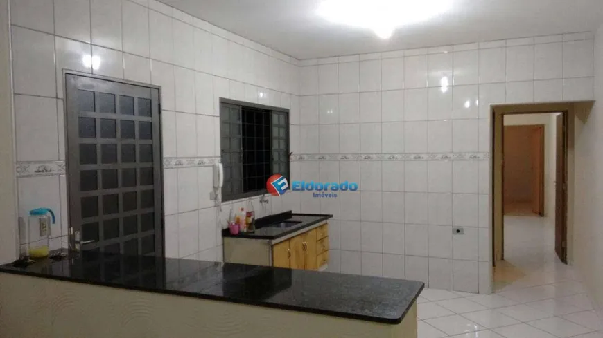 Foto 1 de Casa com 2 Quartos à venda, 74m² em Jardim Lucelia, Sumaré