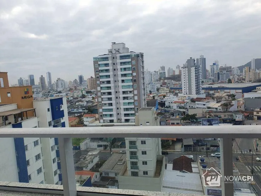 Foto 1 de Apartamento com 2 Quartos à venda, 62m² em Vila Operaria, Itajaí