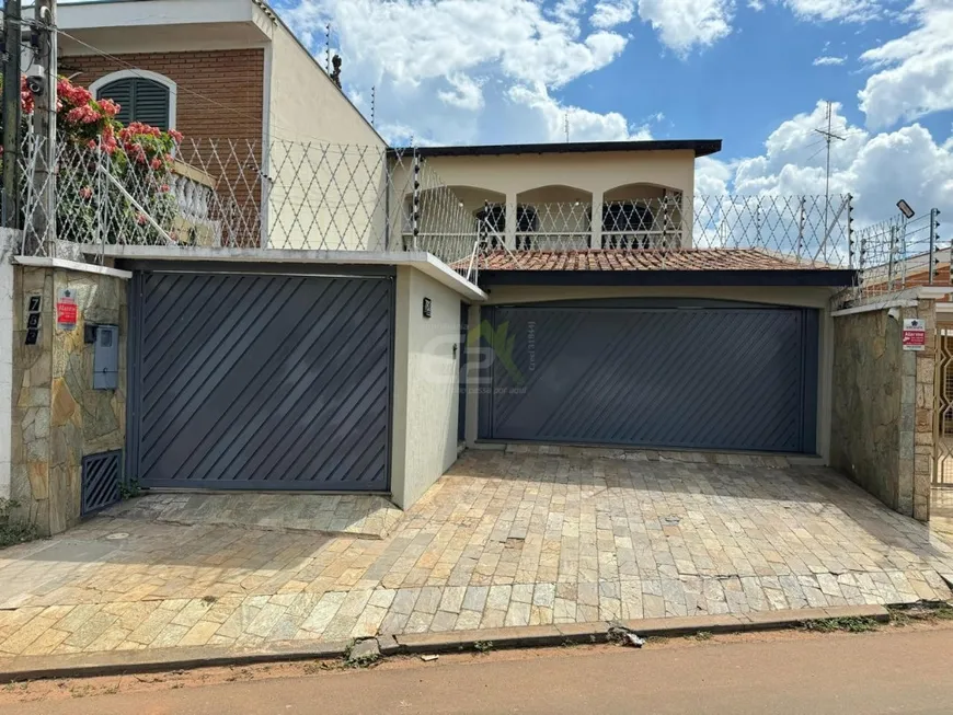 Foto 1 de Sobrado com 4 Quartos à venda, 240m² em Vila Brasília, São Carlos