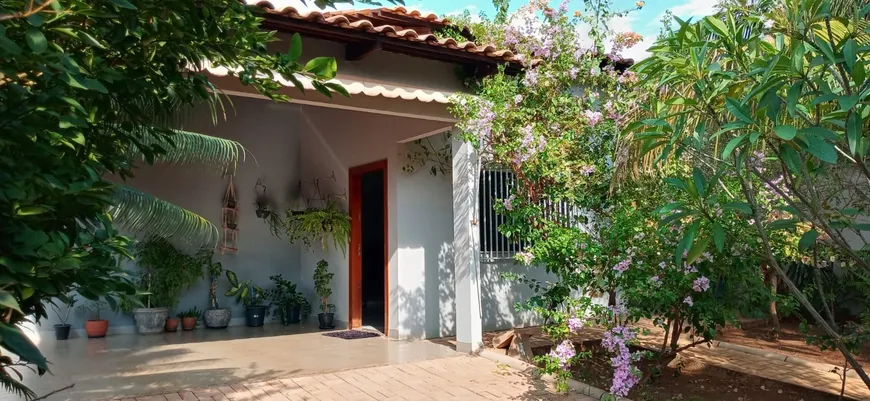 Foto 1 de Casa com 3 Quartos à venda, 148m² em Plano Diretor Norte, Palmas