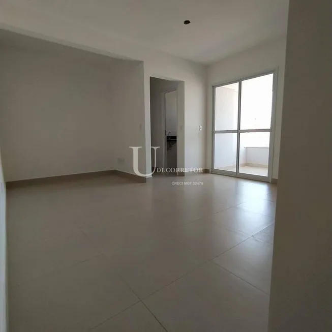 Foto 1 de Apartamento com 2 Quartos à venda, 60m² em Novo Mundo, Uberlândia