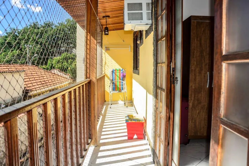 Foto 1 de Casa de Condomínio com 2 Quartos à venda, 73m² em  Vila Valqueire, Rio de Janeiro