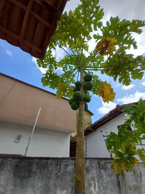 Foto 1 de Casa com 2 Quartos à venda, 100m² em Centro, Lauro de Freitas