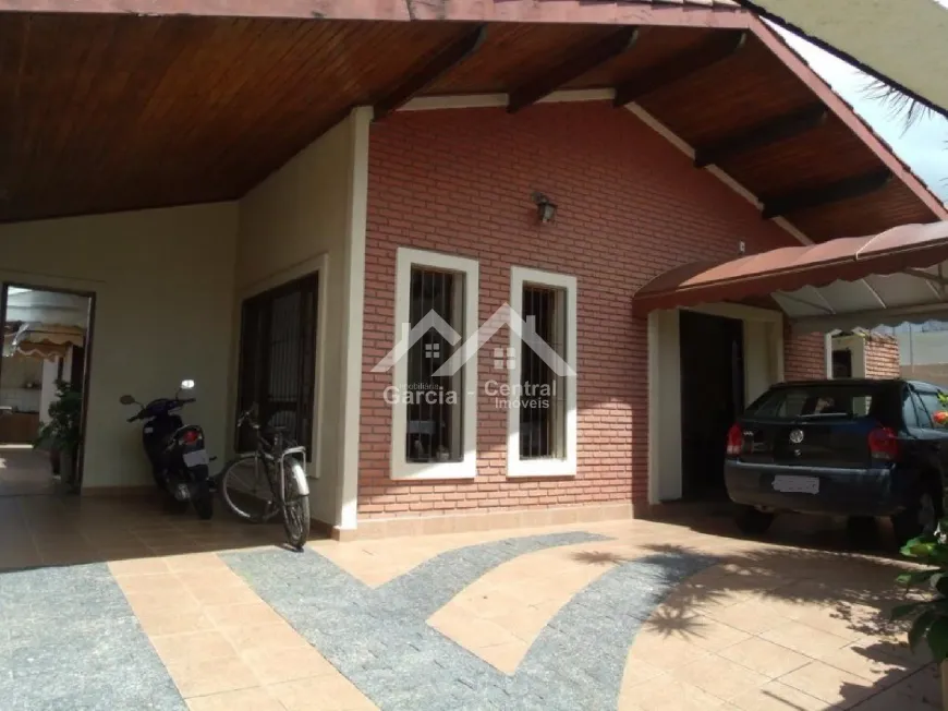 Foto 1 de Casa com 3 Quartos à venda, 220m² em Jardim Ribamar, Peruíbe