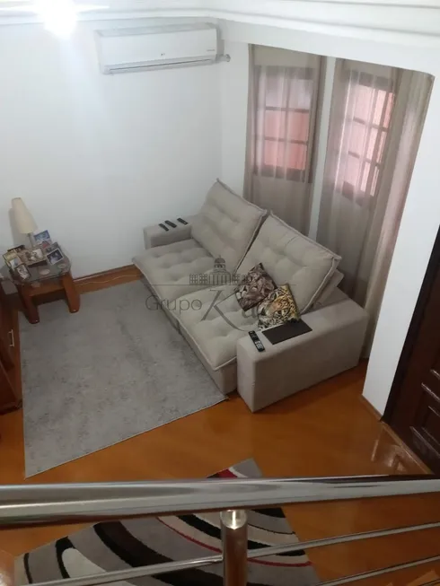 Foto 1 de Casa de Condomínio com 2 Quartos à venda, 83m² em Cidade Jardim, Jacareí