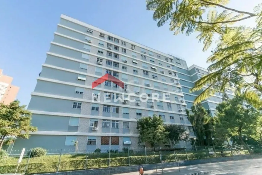 Foto 1 de Apartamento com 2 Quartos à venda, 66m² em Santana, Porto Alegre
