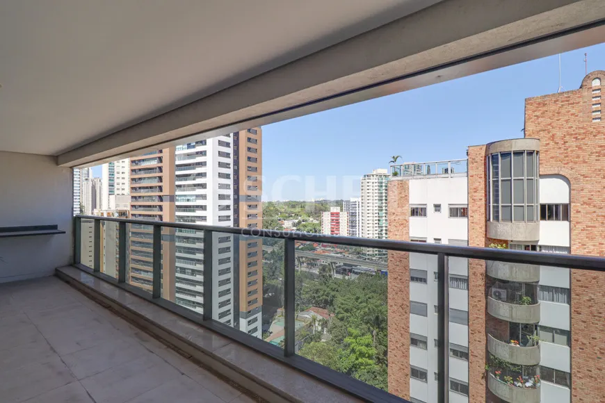 Foto 1 de Apartamento com 3 Quartos à venda, 192m² em Campo Belo, São Paulo