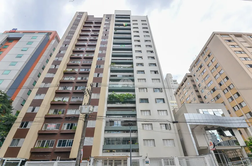 Foto 1 de Apartamento com 3 Quartos à venda, 203m² em Água Verde, Curitiba