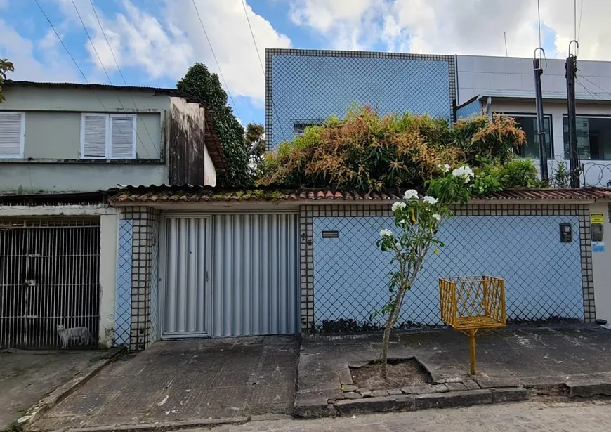 Foto 1 de Casa com 4 Quartos para alugar, 197m² em Várzea, Recife