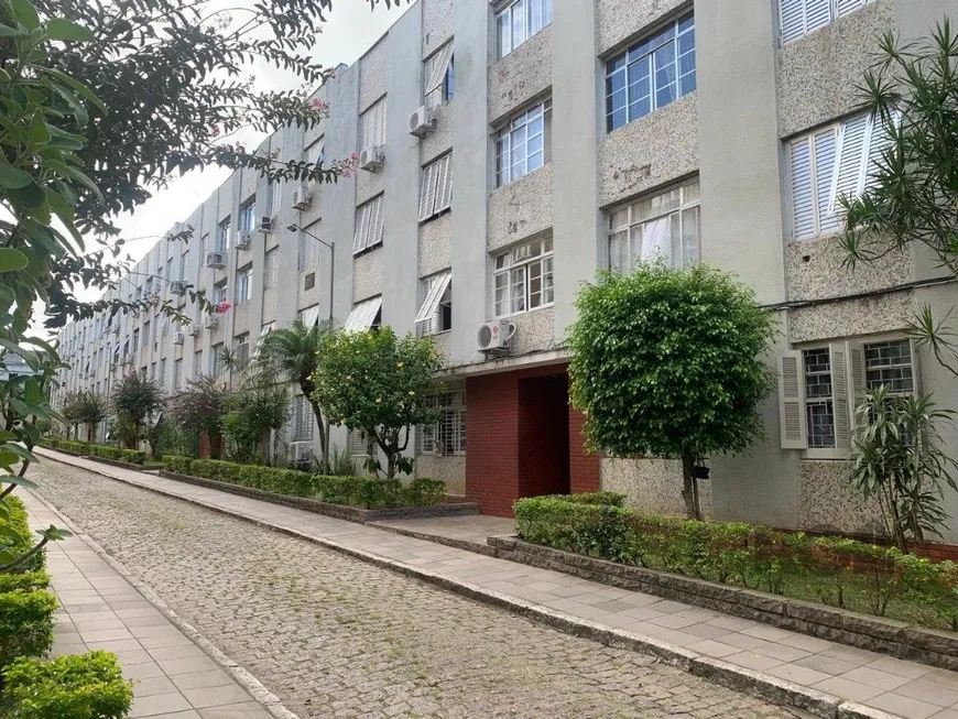 Foto 1 de Apartamento com 3 Quartos à venda, 91m² em Medianeira, Porto Alegre