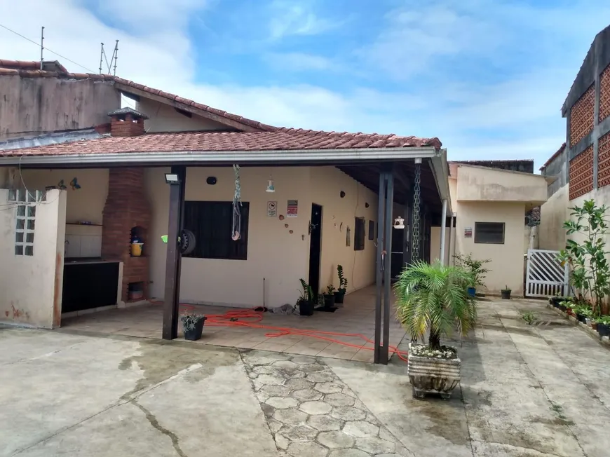 Foto 1 de Casa com 2 Quartos à venda, 94m² em Balneario Santa Julia, Itanhaém