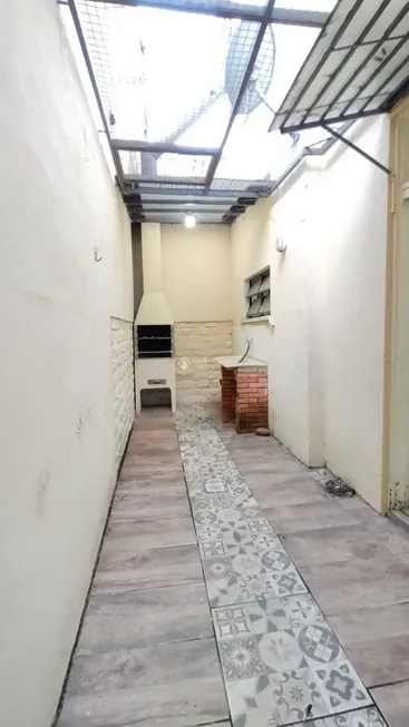 Foto 1 de Kitnet com 1 Quarto à venda, 57m² em Santana, Porto Alegre