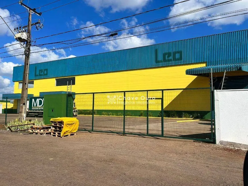 Foto 1 de Galpão/Depósito/Armazém à venda, 2200m² em Canadá, Cascavel